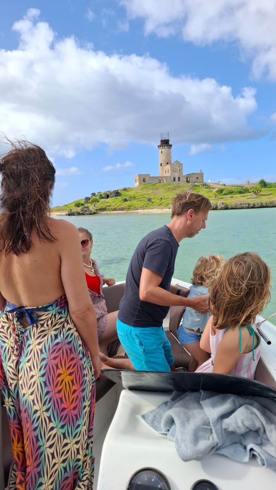 Southeast Cruises Adventure 70